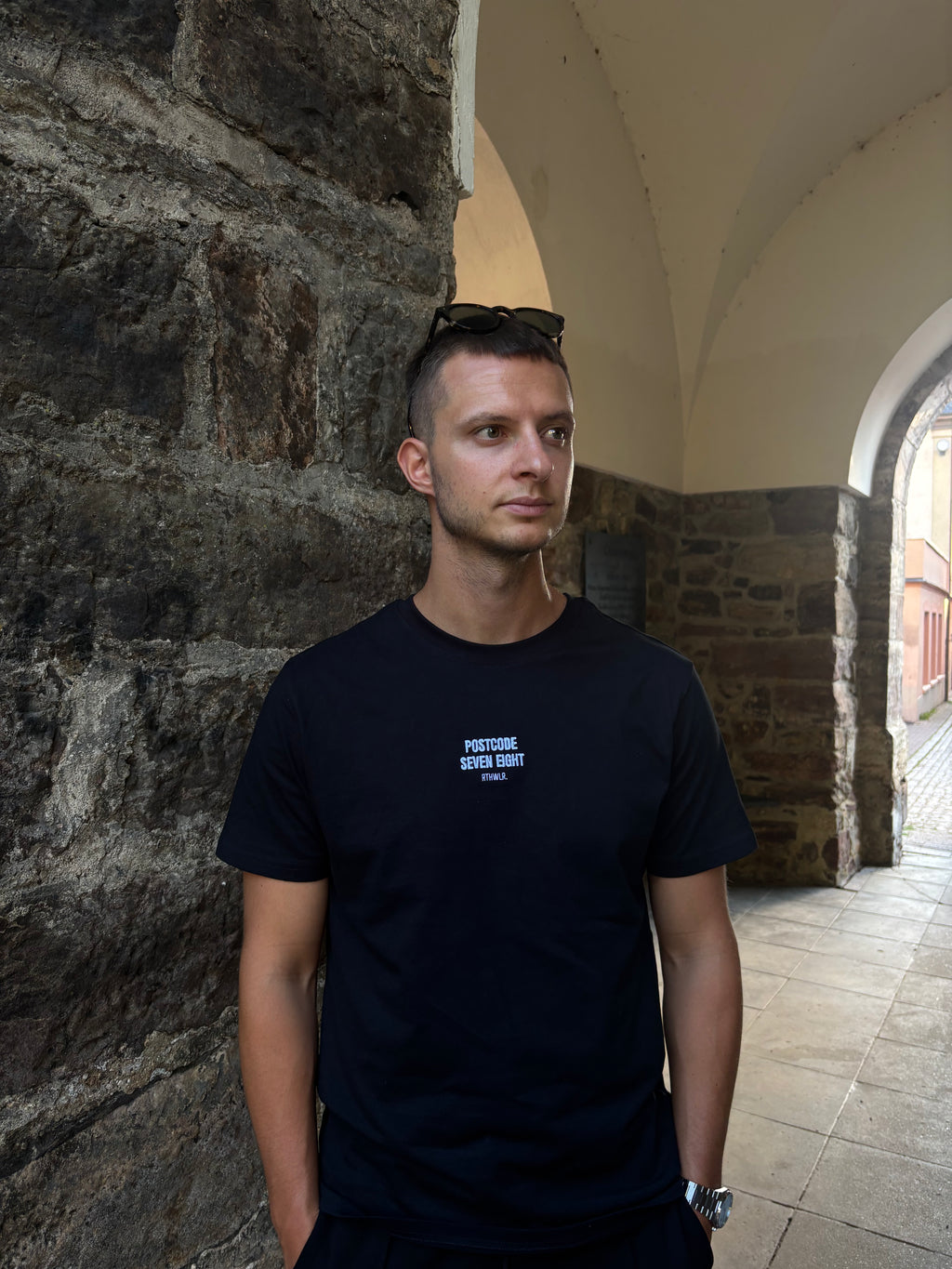 POSTCODE ESSENTIAL TEE